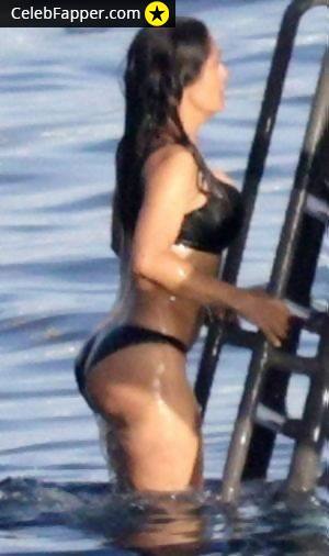 salma hayek fap butt ass thong bikini